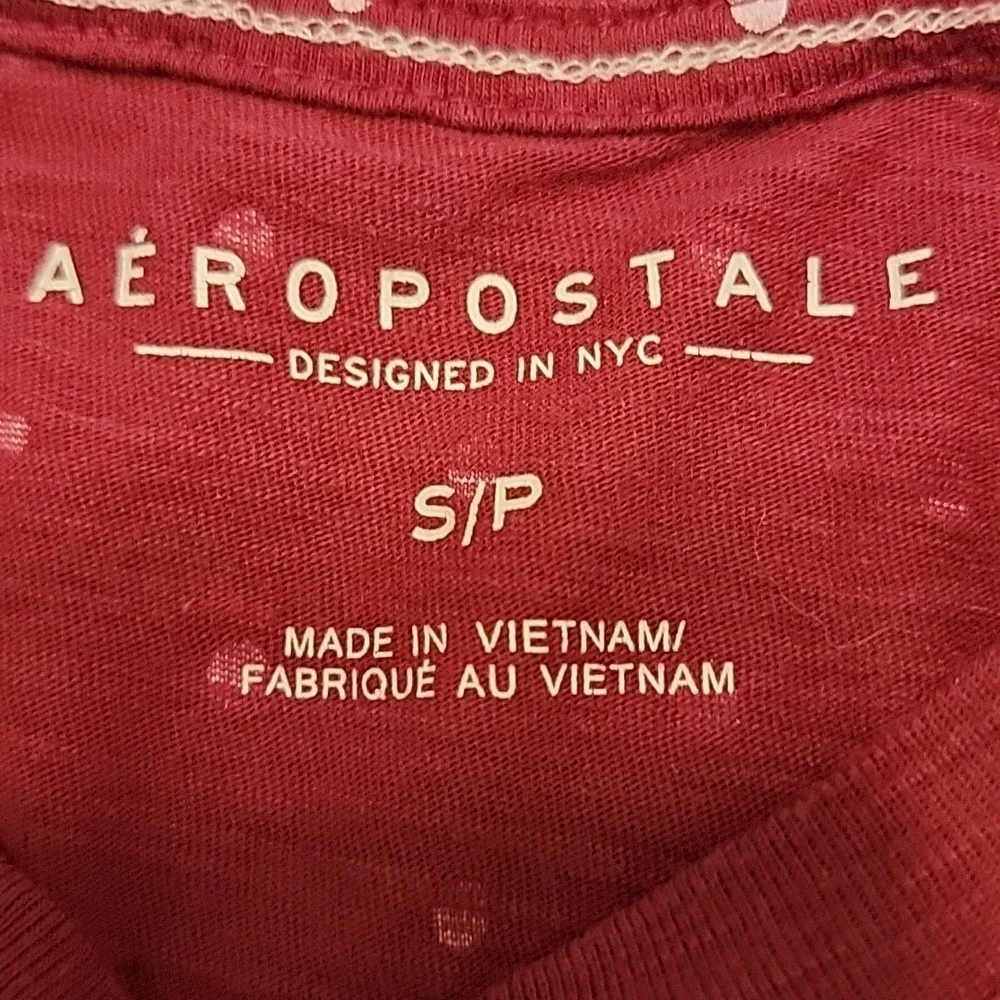 Aeropostale T-shirt Burgundy Aero 1987 - Women's Small - Picture 5 of 5